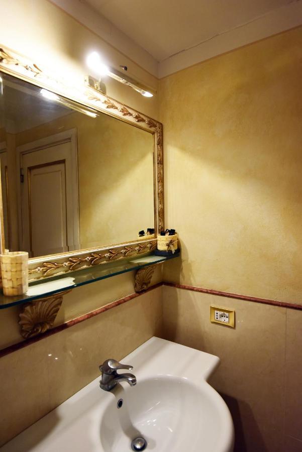Italian Experience-Suite Medici Loft 8 Флоренция Екстериор снимка